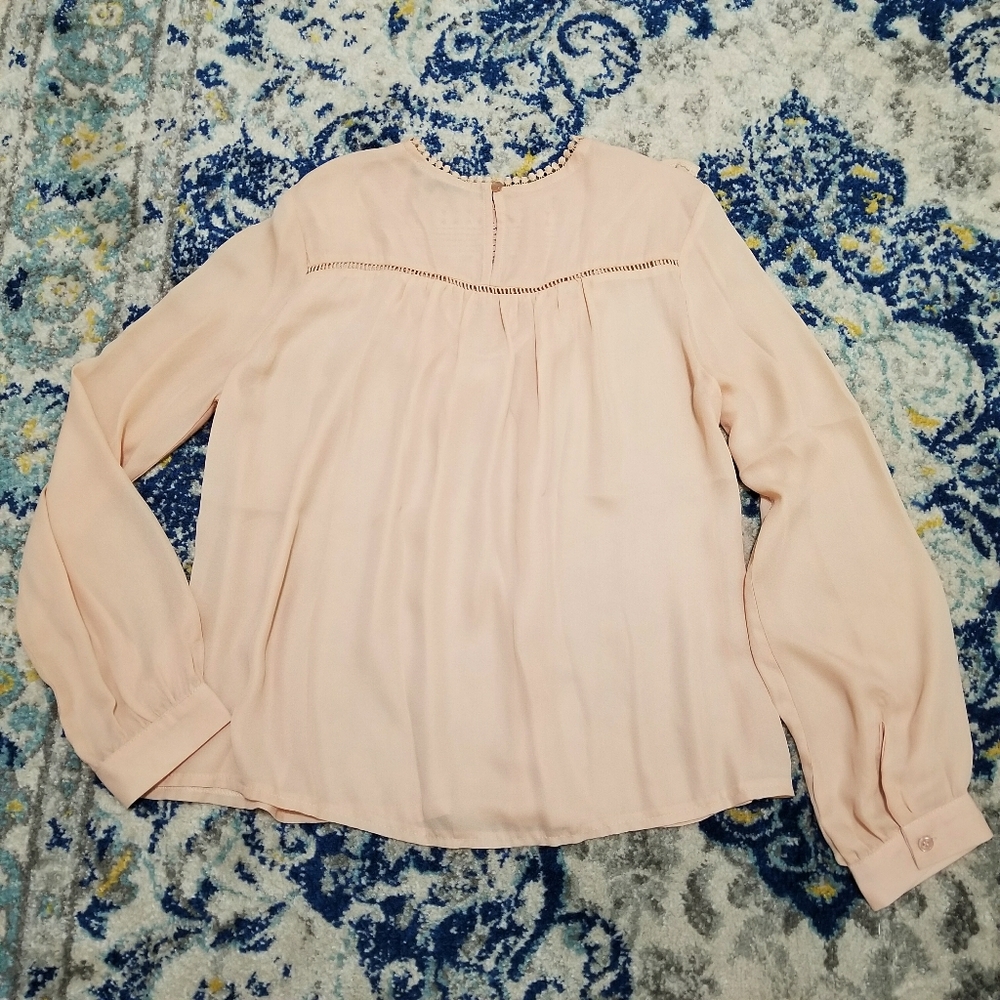 RolyPoly Crochet Inset Ruffle Front Blouse Blush - Picture 6 of 7